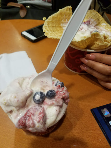 Ice Cream Shop «Cold Stone Creamery», reviews and photos, 61 Station Landing, Medford, MA 02155, USA