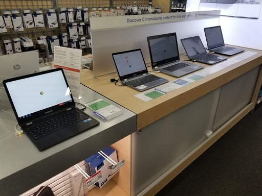 Electronics Store «Best Buy», reviews and photos, 6156 20th St, Vero Beach, FL 32966, USA