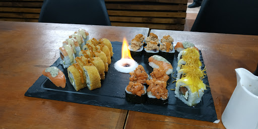 Omakase Sushi