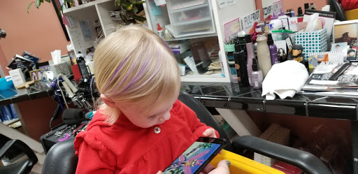 Beauty Salon «Liberty Street Hair Design», reviews and photos, Liberty Street Hair Design, 1730 Liberty St SE, Salem, OR 97302, USA