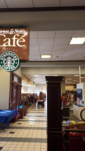 Book Store «Barnes & Noble Oxford Valley», reviews and photos, 210 Commerce Blvd, Fairless Hills, PA 19030, USA