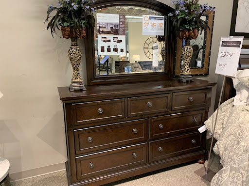 Furniture Store «Ashley HomeStore», reviews and photos, 536 Fort Evans Rd NE, Leesburg, VA 20176, USA