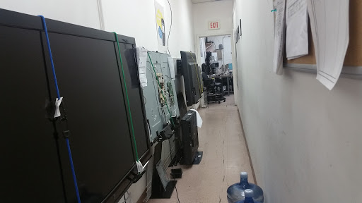 Electronics Repair Shop «Cell Phones Universe», reviews and photos, 1325 SW 107th Ave Ste b, Miami, FL 33174, USA