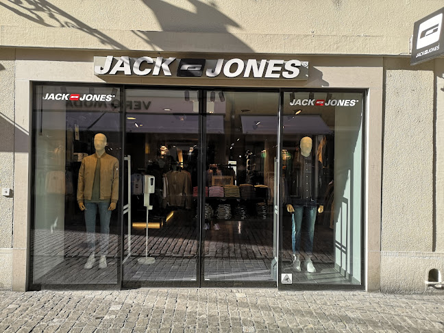 JACK & JONES - Bekleidungsgeschäft