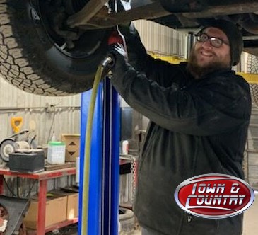 Auto Repair Shop «Town and Country Auto Repair», reviews and photos, 4105 Ten Oaks Rd, Dayton, MD 21036, USA