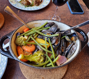 Photo n°79 de Restaurant Cocquempot à Montreuil-sur-Mer ()