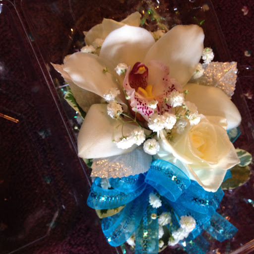 Florist «Old Town Flowers and Gifts», reviews and photos, 79 Main St NW b, Lilburn, GA 30047, USA