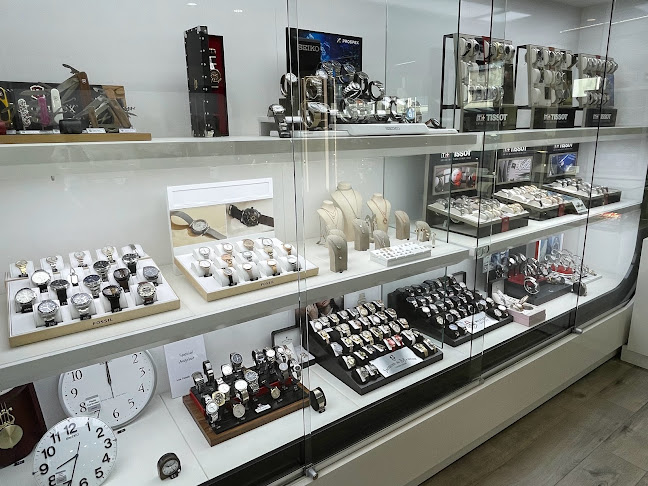 Rezensionen über Elegance Uhren und Schmuck GmbH in Wettingen - Juweliergeschäft