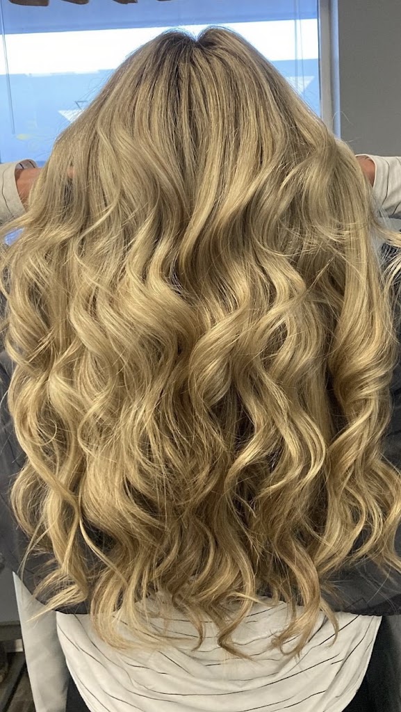 Third Dimension Salon 98391