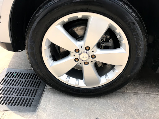 Car Wash «Hallelujah Hand Car Wash & Detailing», reviews and photos, 5434 Richmond Ave, Houston, TX 77056, USA