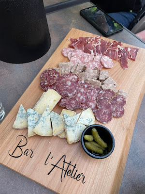 Bar L’Atelier à Les Salles