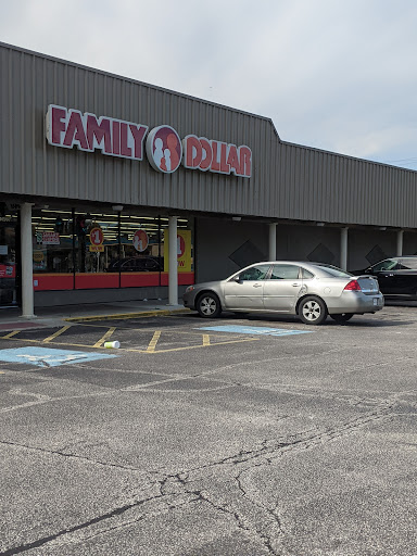 Dollar Store «FAMILY DOLLAR», reviews and photos, 10409 W Pleasant Valley Rd, Parma, OH 44130, USA