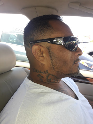 Barber Shop «Razor Sharp Cutz Barber Shop», reviews and photos, 459 Plaza Dr, Eustis, FL 32726, USA