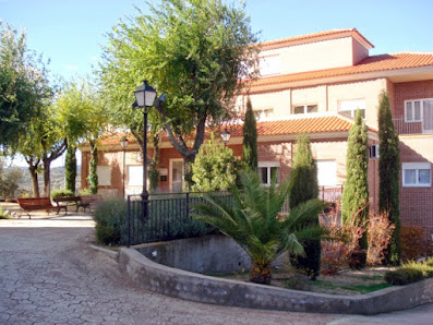 Residencia de mayores San Roque (Almorox) C. Parral, 4D, 45900 Almorox, Toledo, España