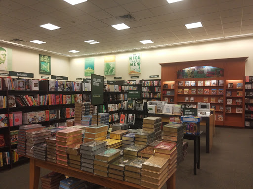 Book Store «Barnes & Noble», reviews and photos, 2618 N Salisbury Blvd, Salisbury, MD 21801, USA
