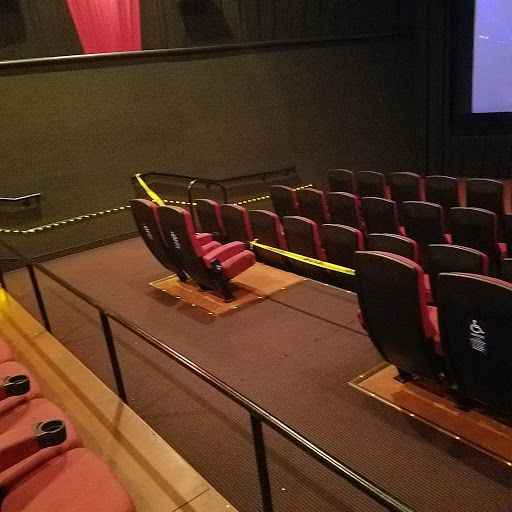 Movie Theater «AMC Showplace Machesney Park 14», reviews and photos, 1860 Anjali Way, Machesney Park, IL 61115, USA