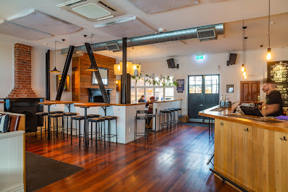 Sprig + Fern Petone