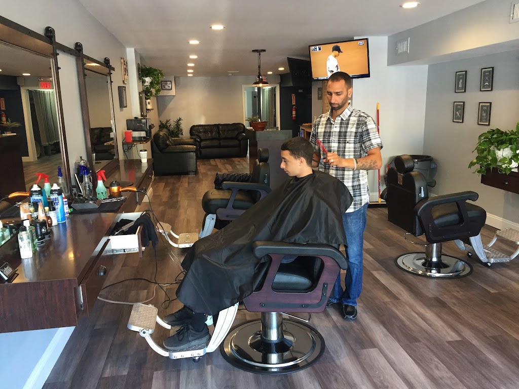 The Gentlemen's Barber Shop 10514