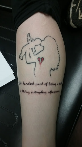 Tattoo Shop «Catch 22 Tattoo», reviews and photos, 1505 Madison Ave, Painesville, OH 44077, USA