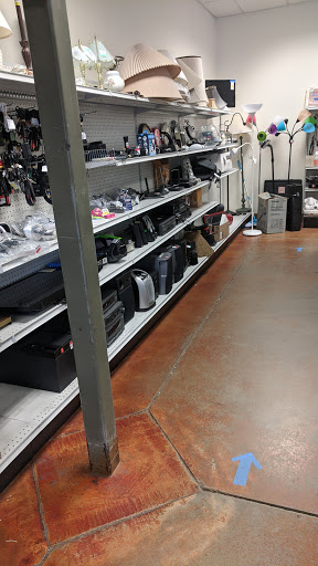 Thrift Store «Southern Oregon Goodwill Retail Store», reviews and photos