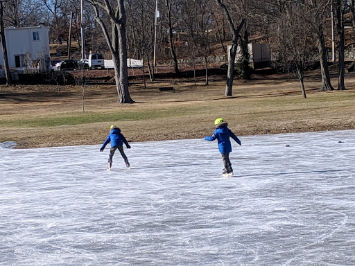 Memorial Park «Memorial Park», reviews and photos, 53 Harrison St, Reading, MA 01867, USA