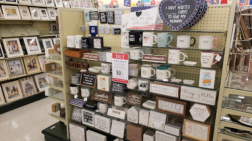 Craft Store «Hobby Lobby», reviews and photos, 1660 S Robert St, West St Paul, MN 55118, USA