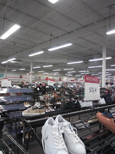 Clothing Store «Burlington Coat Factory», reviews and photos, 321 Speen St, Natick, MA 01760, USA