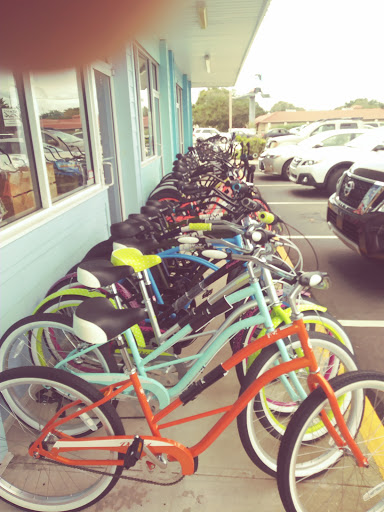 Outdoor Sports Store «Island Life- The Outdoor Adventure Store, Bikes, Clothing & Fun!», reviews and photos, 105 A1A Beach Blvd, St Augustine, FL 32080, USA