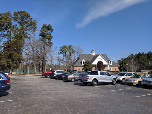 Golf Course «Falls Village Golf Course», reviews and photos, 115 Falls Village Dr, Durham, NC 27703, USA