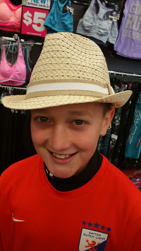 Variety Store «Five Below», reviews and photos, 8250 Kingsridge Road, Dayton, OH 45459, USA