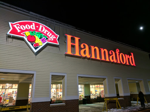 Hannaford Supermarket, 65 Gray Rd, Falmouth, ME 04105, USA, 