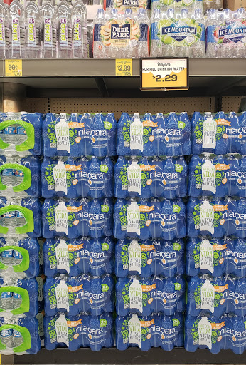 Grocery Store «Grocery Outlet Bargain Market», reviews and photos, 3 Parkside Ave, Shillington, PA 19607, USA