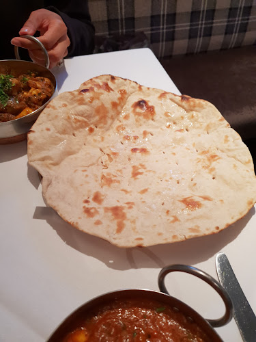 Reviews of New Gulistan Indian Restaurant in Glasgow - Restaurant