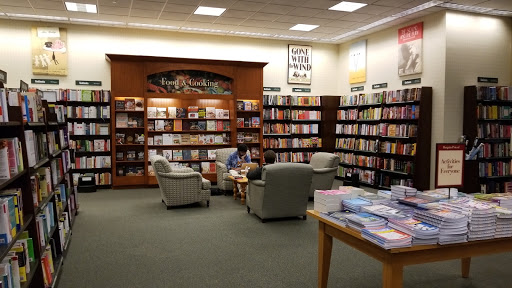 Book Store «Barnes & Noble», reviews and photos, 410 Peachtree Pkwy #252, Cumming, GA 30041, USA