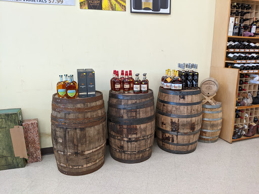 Liquor Store «Burlington Wine and Spirits», reviews and photos, 43 Middlesex Turnpike, Burlington, MA 01803, USA