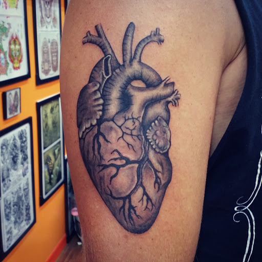 Tattoo Shop «Ft Myers Beach Tattoo Studios», reviews and photos, 1901 Estero Blvd, Fort Myers Beach, FL 33931, USA