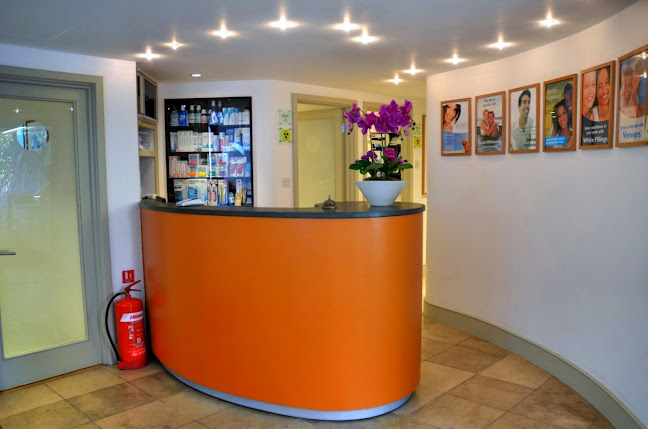 Comments and reviews of Covent Garden Dental Practice