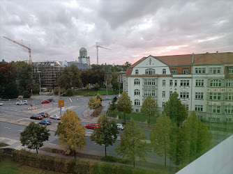 Technische Universität (Fr.-Foerster-Platz)
