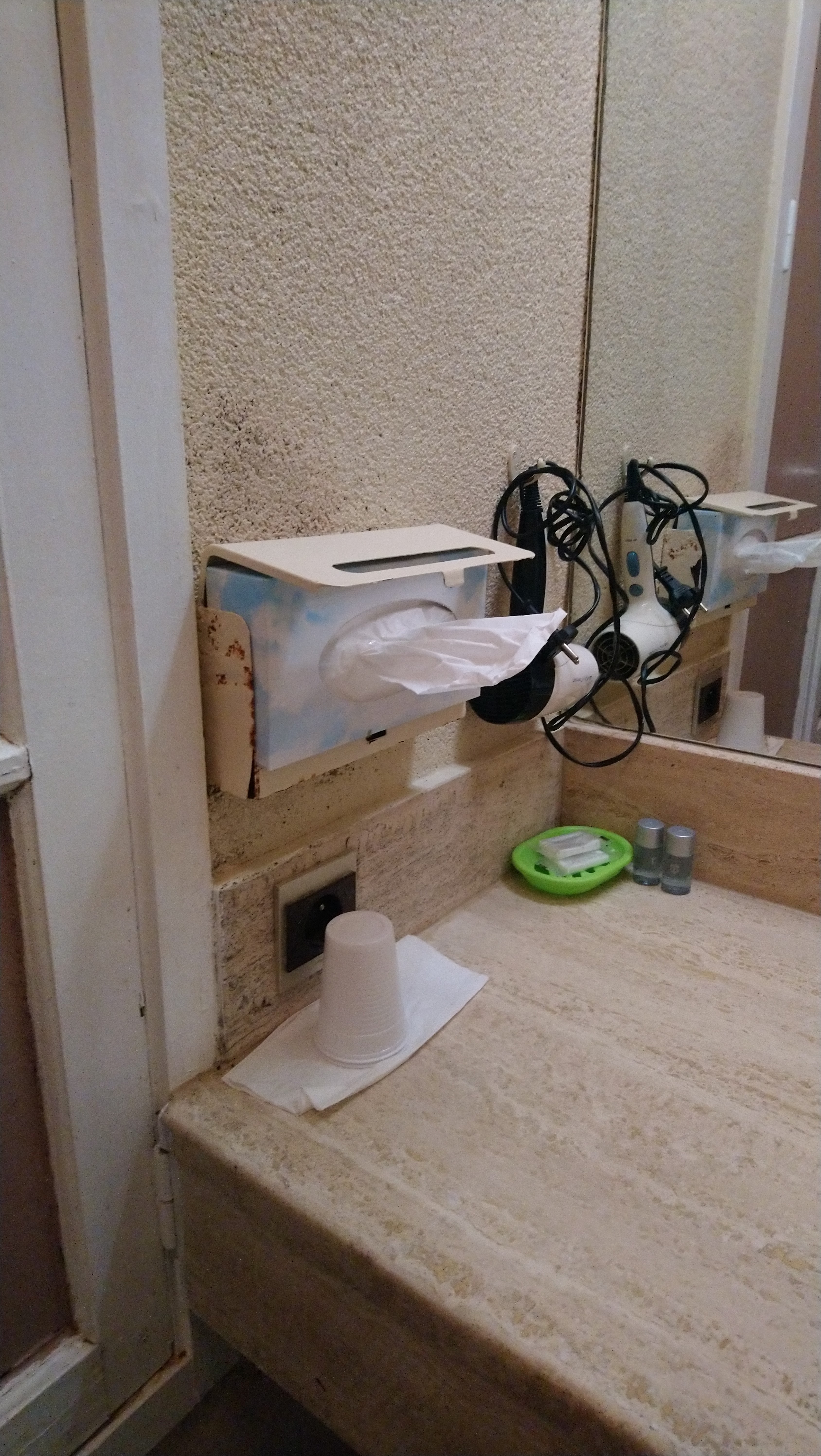 Photo n° 3 de l'avis de F. fait le 08/02/2019 à 21:57