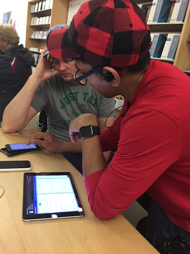 Computer Store «Apple Shadyside», reviews and photos, 5508 Walnut St, Pittsburgh, PA 15232, USA