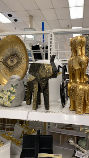 Clothing Store «Ross Dress for Less», reviews and photos, 7886 Dublin Blvd, Dublin, CA 94568, USA