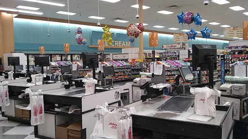 Grocery Store «Schnucks», reviews and photos, 2073 Washington Crossing, Washington, MO 63090, USA