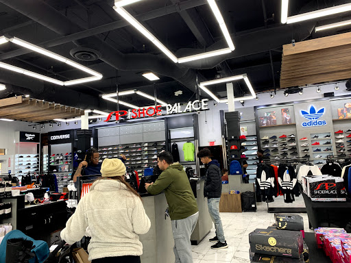 Shopping Mall «Vacaville Premium Outlets», reviews and photos, 321 Nut Tree Rd, Vacaville, CA 95687, USA