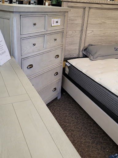 Furniture Store «Foothills Family Furniture», reviews and photos, 3612 100th St SW, Lakewood, WA 98499, USA