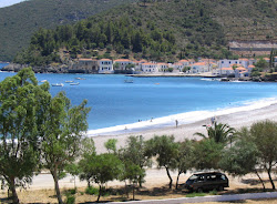 Photo de Zorakas Bay beach et le règlement