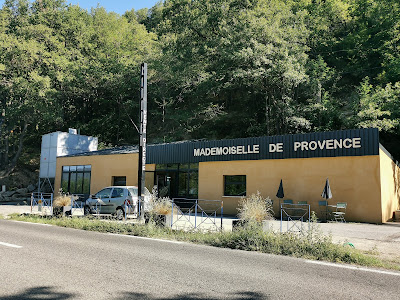 Mademoiselle de Provence à Saint-Martin-de-Castillon