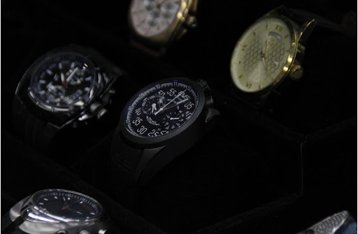 Pawn Shop «EZ Pawn Corp», reviews and photos, 95-54 Roosevelt Ave, Jackson Heights, NY 11372, USA