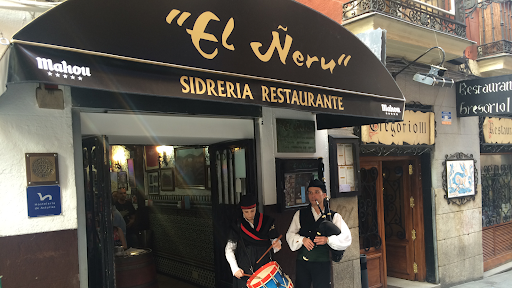 Restaurante El Ñeru - C. de Bordadores, 5, 28013 Madrid, España