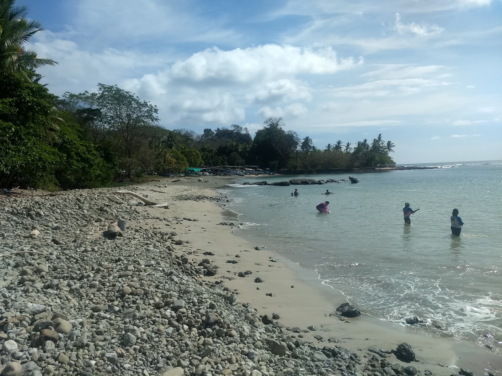 Mal Pais Beach'in fotoğrafı - rahatlamayı sevenler arasında popüler bir yer