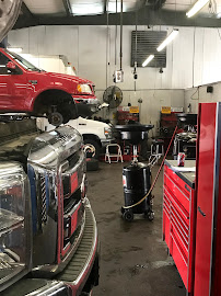 Todd Holliday's Winchester Tire and Alignment - Photo 4 - Car repair in Memphis, TN, Memphis